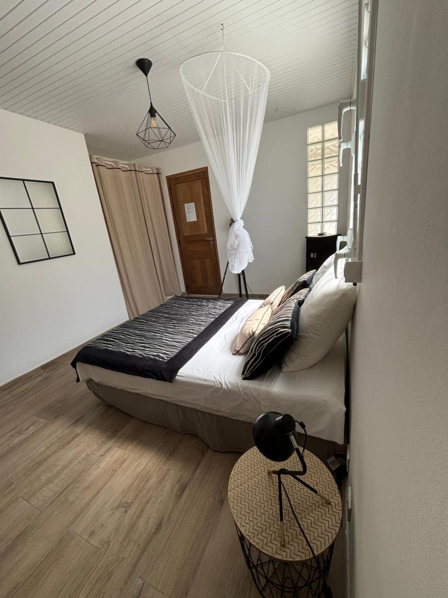 Villa Ansalane Quartiers Anse a l'Ane Exterior photo